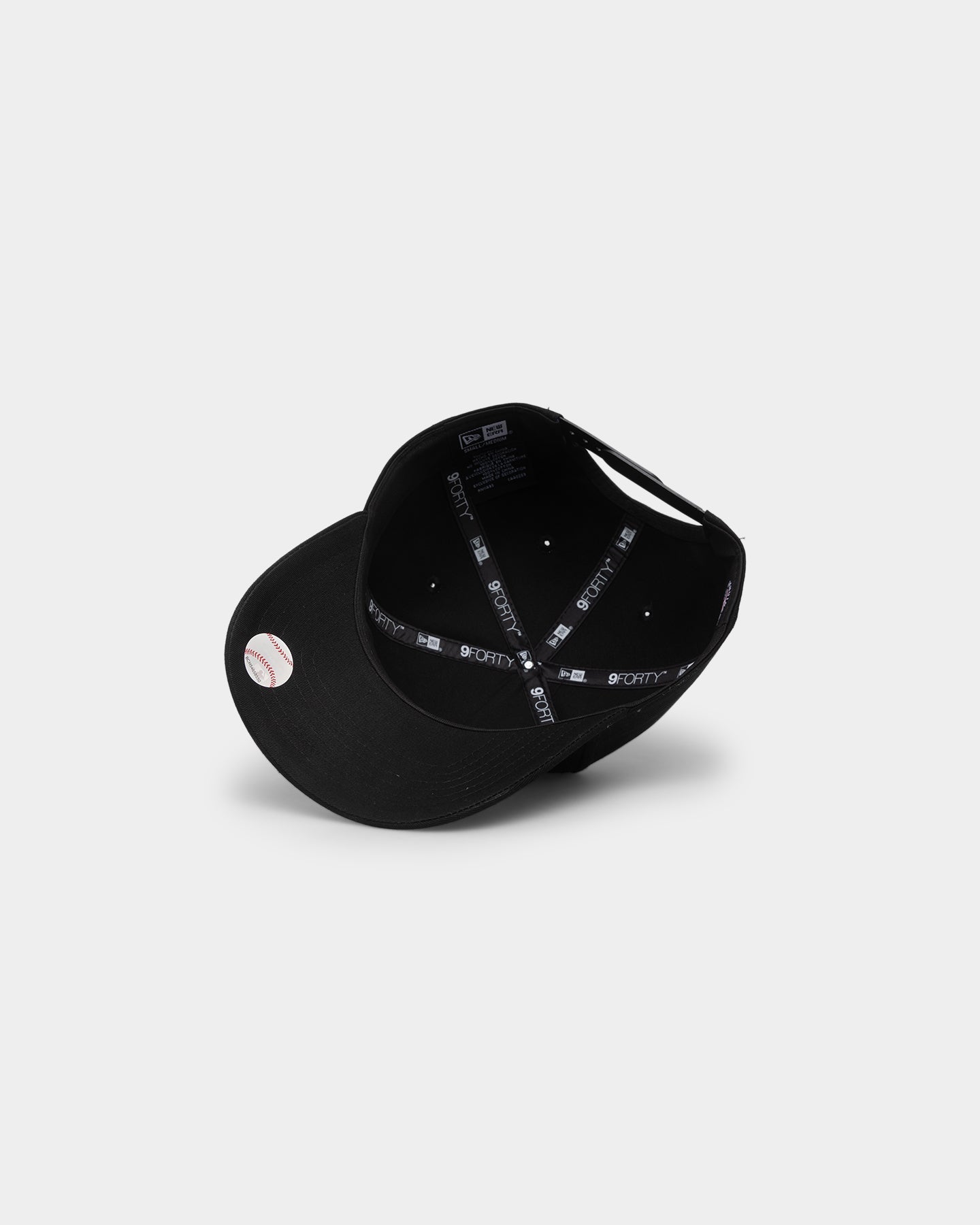 New Era Los Angeles Dodgers 'Metal Badge' 9FORTY K-Frame Snapback Black/Iridescent