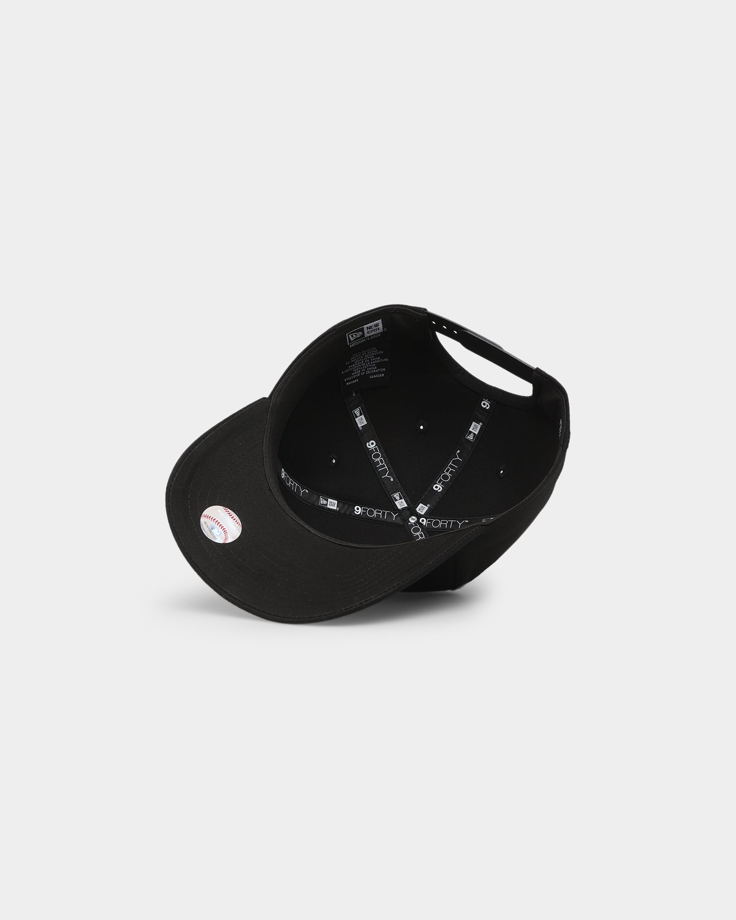New Era Los Angeles Dodgers 'Metal Badge' 9FORTY K-Frame Snapback Black/Gold Metallic