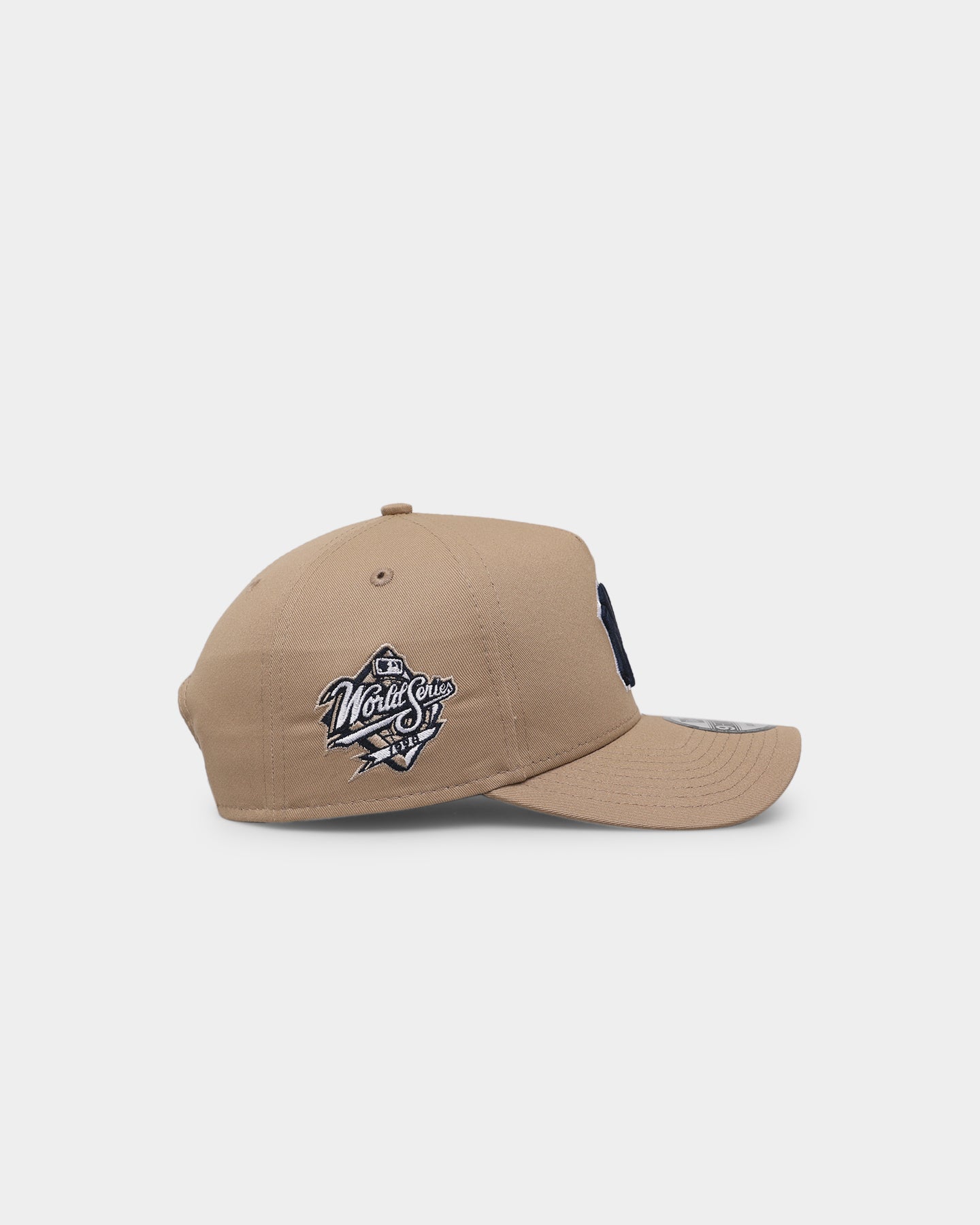 New Era New York Yankees 9FORTY A-Frame Snapback Light Beige