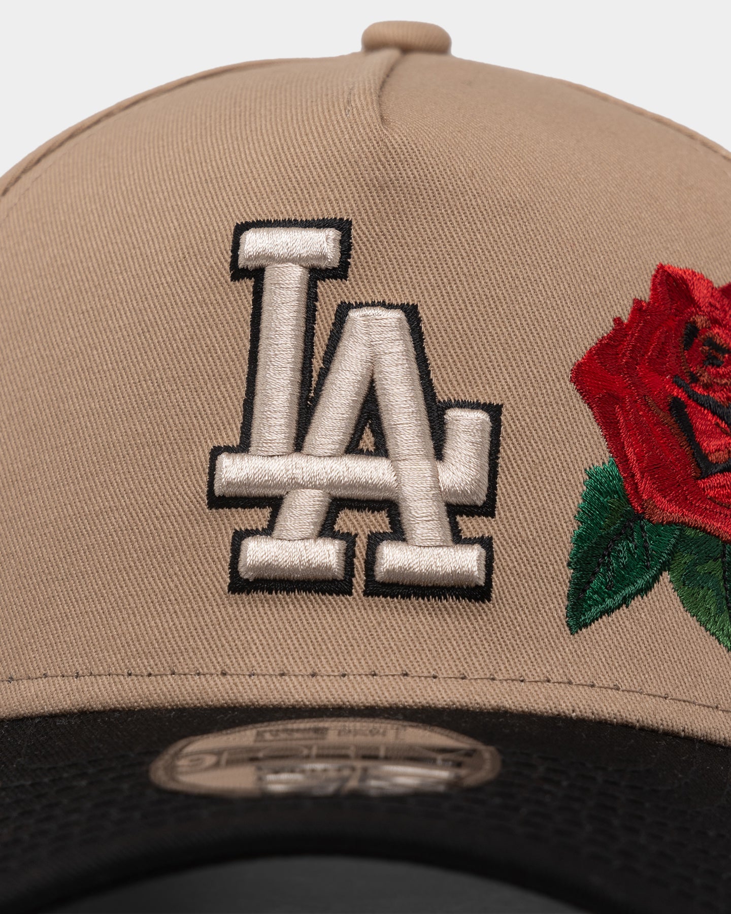 New Era Kids' Los Angeles Dodgers 'Tumbleweed Roses' 9FORTY A-Frame Snapback Camel/Black/Stone