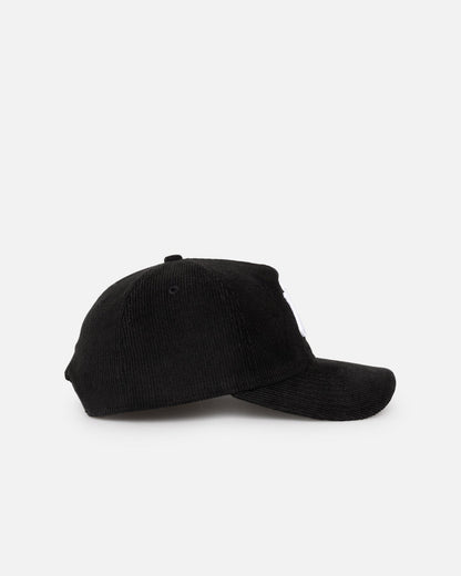 New Era New York Yankees 'Corduroy Roses' Golfer Pre-Curved Snapback Black Corduroy/White
